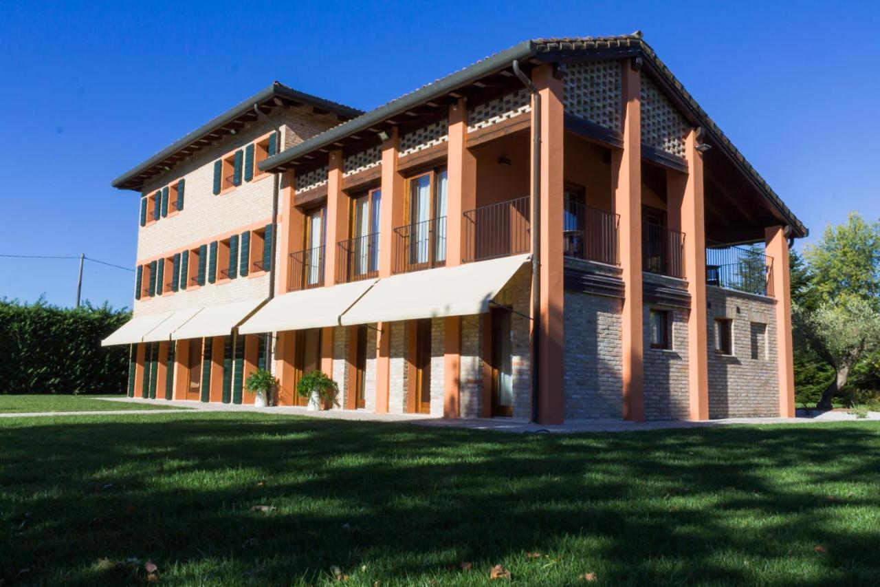 Crystal Luxury House Hotel Fiume Veneto Ngoại thất bức ảnh
