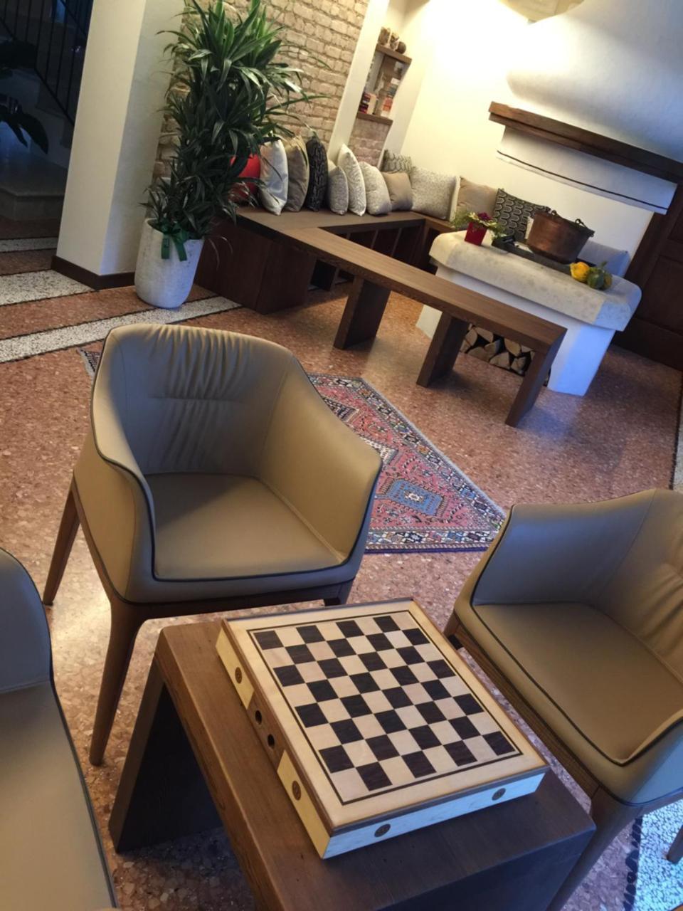 Crystal Luxury House Hotel Fiume Veneto Ngoại thất bức ảnh